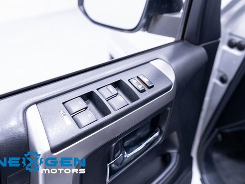 Used 2021 Toyota 4Runner SR5 Premium image 22