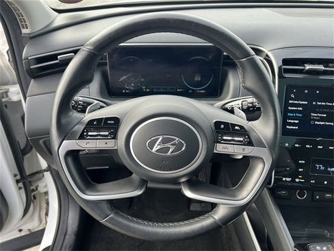 Used 2022 Hyundai Tucson Limited image 11