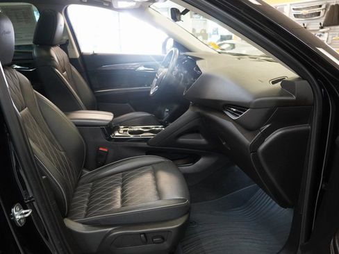 Used 2023 Buick Envision Avenir AWD/4WD image 36