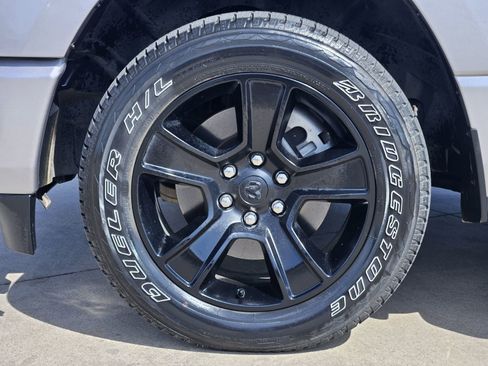 Used 2024 RAM 1500 Lone Star image 12