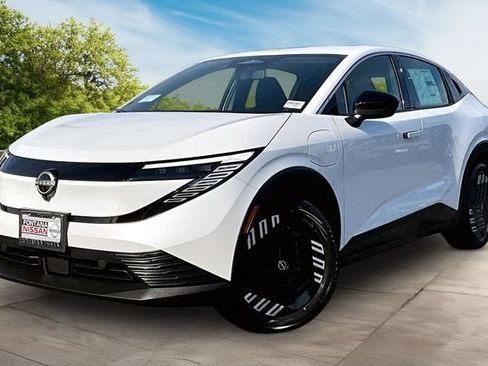 New 2026 Nissan Leaf w/ Floor Mat Package (S+) FWD image 2