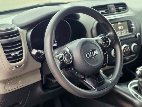 Used 2017 Kia Soul image 20
