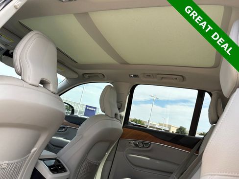 Used 2022 Volvo XC90 T6 Momentum w/ Advanced Package AWD/4WD image 35