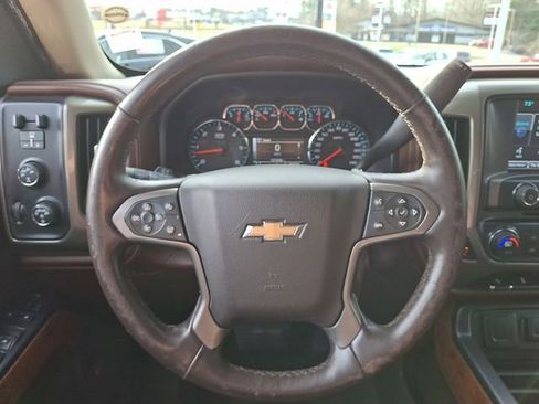 Used 2015 Chevrolet Silverado 1500 High Country w/ High Country Premium Package image 12