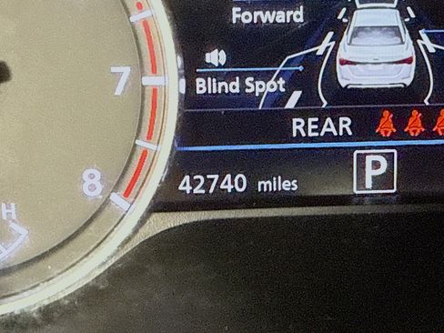 Used 2022 Nissan Sentra SV w/ Trunk Package image 16