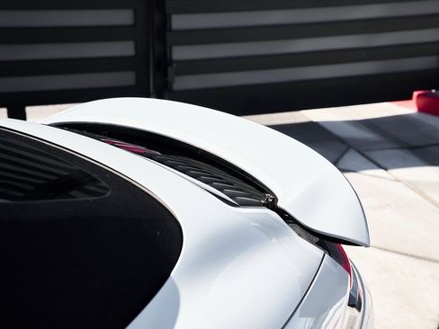 Used 2024 Porsche 911 Carrera 4S image 8