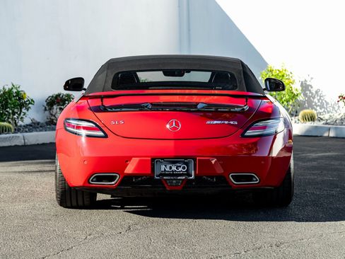 Used 2015 Mercedes-Benz SLS AMG GT Final Edition image 10
