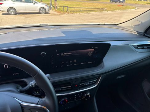 Used 2025 Buick Encore GX Preferred FWD image 17