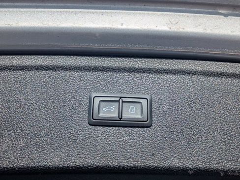 Used 2021 Audi Q5 2.0T Premium Plus image 32