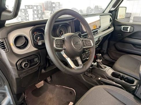 Used 2024 Jeep Wrangler Sahara w/ Safety Group AWD/4WD image 8