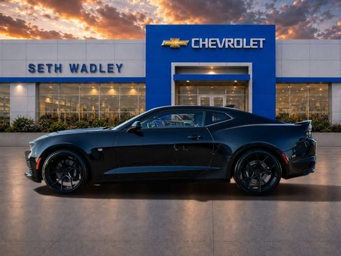 Used 2023 Chevrolet Camaro SS RWD image 4