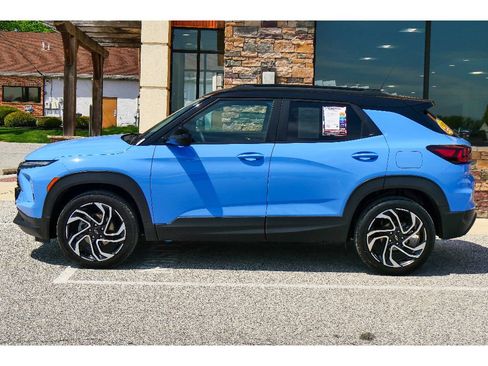 Used 2024 Chevrolet TrailBlazer RS AWD/4WD image 6