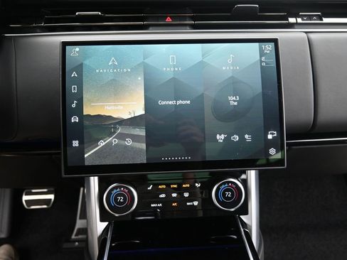 Used 2023 Land Rover Range Rover SE image 27