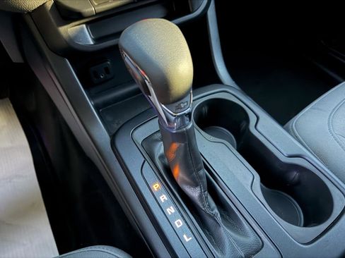 Used 2022 Chevrolet Colorado W/T image 25