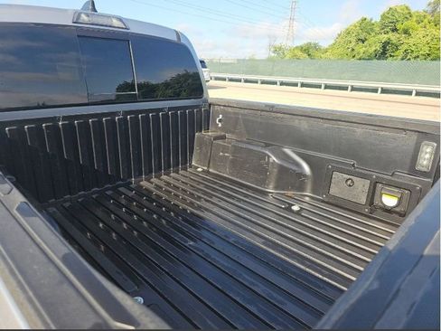 Used 2020 Toyota Tacoma TRD Off-Road image 24