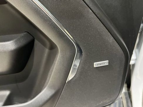 Used 2023 GMC Yukon XL AT4 AWD/4WD image 24