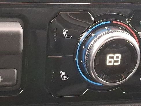 New 2026 GMC Sierra 1500 Elevation image 19