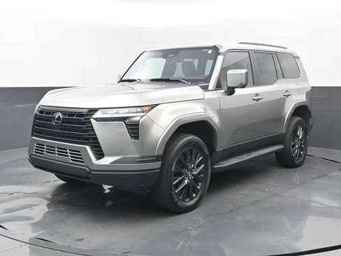 Used 2024 Lexus GX 550 w/ Cold Area Package AWD/4WD image 8