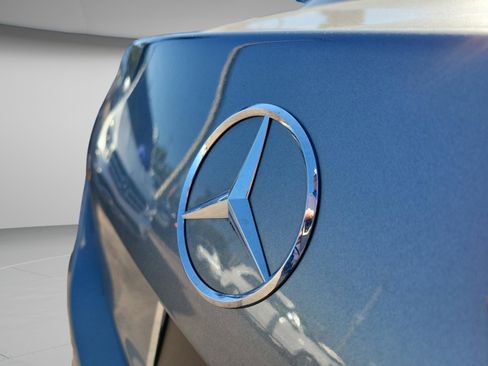 Used 2023 Mercedes-Benz C 300 Sedan image 7