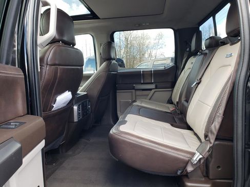 Used 2019 Ford F150 Limited image 11