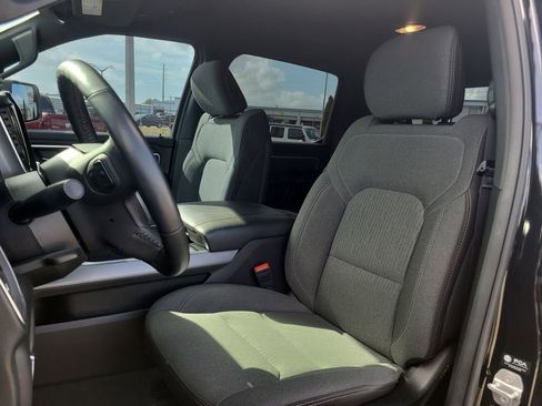 Used 2024 RAM 1500 Big Horn image 17