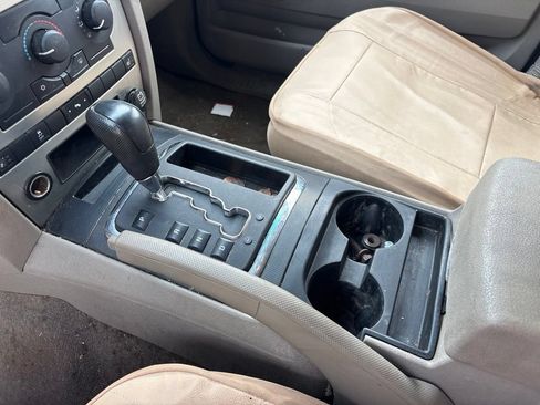 Used 2006 Jeep Grand Cherokee Laredo AWD/4WD image 12
