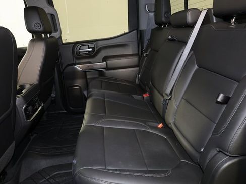 Used 2019 Chevrolet Silverado 1500 LTZ image 24