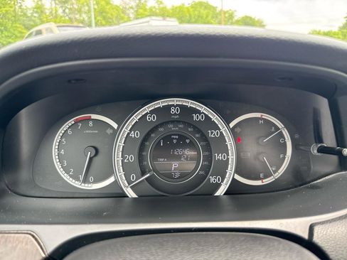 Used 2015 Honda Accord EX-L image 13
