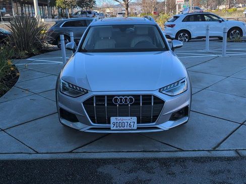 Used 2023 Audi A4 2.0T allroad Premium Plus image 3