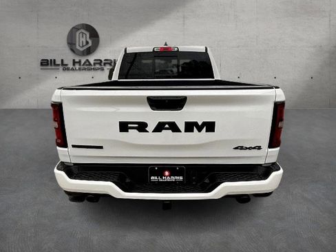 New 2026 RAM 1500 4x4 Crew Cab image 7