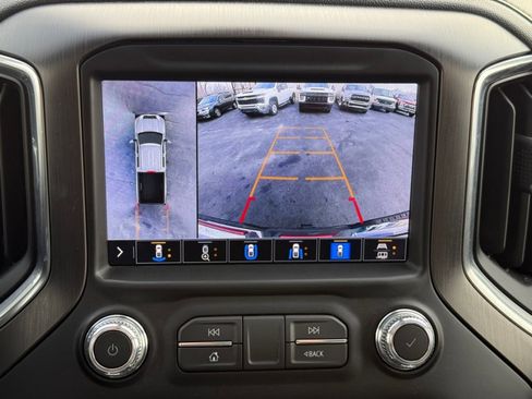 Used 2022 GMC Sierra 2500 AT4 w/ AT4 Preferred Package image 27