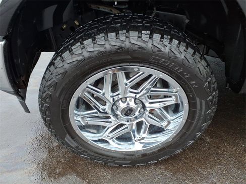 Used 2018 Ford F150 Lariat image 9