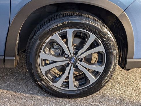 Certified 2024 Subaru Forester Limited image 9