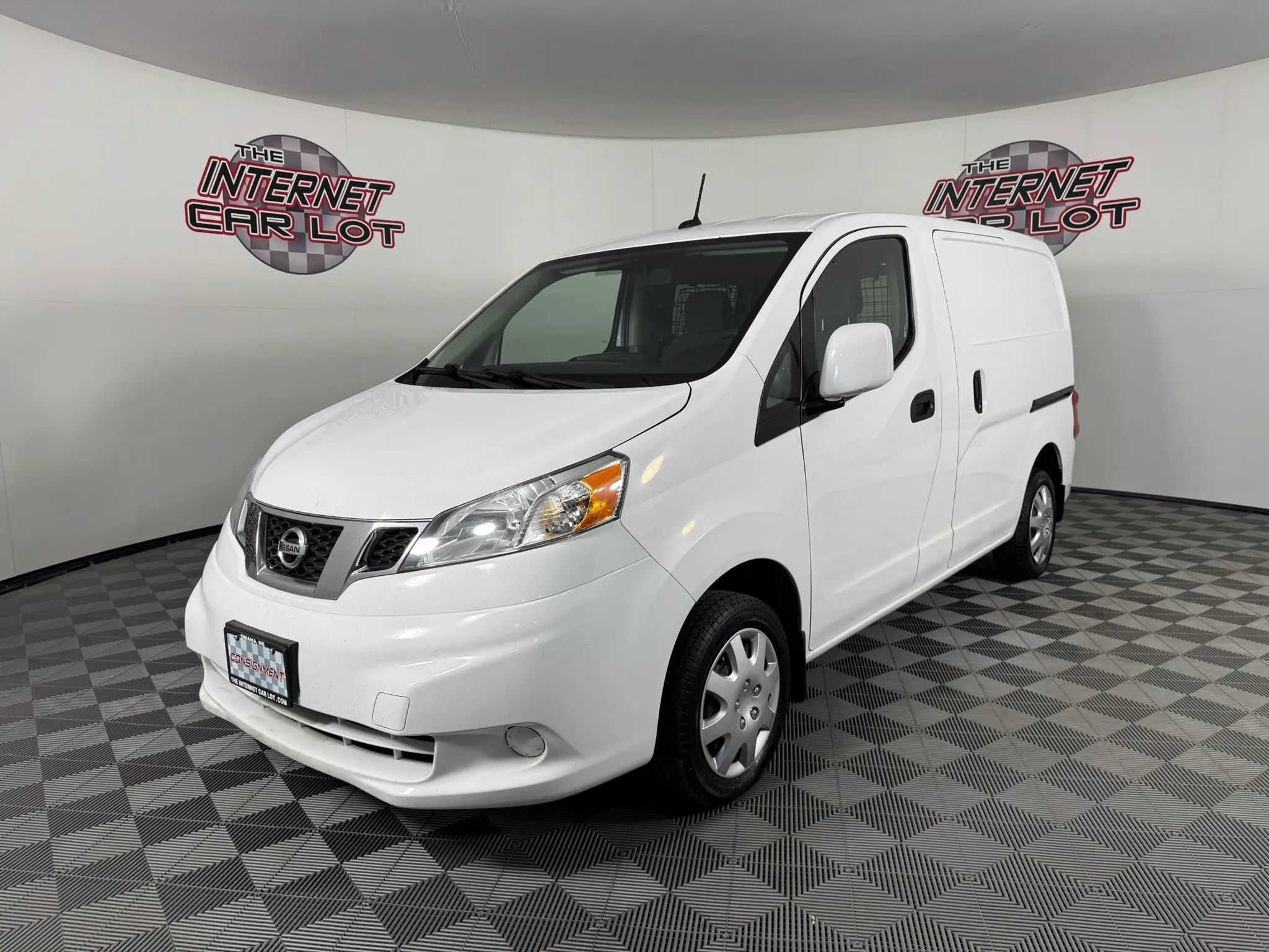 Used 2018 Nissan NV200 SV w/ Navigation Package FWD image 3
