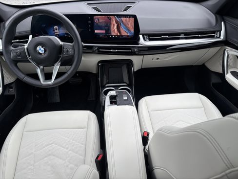 Used 2026 BMW X1 xDrive28i w/ Convenience Package image 9