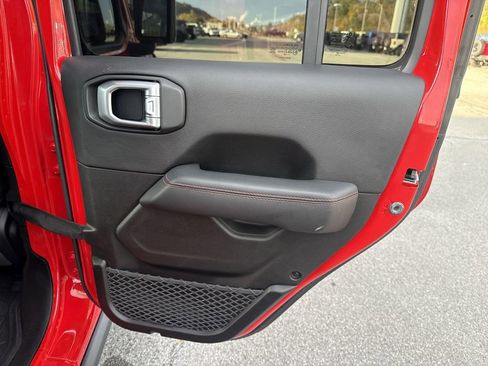 Used 2020 Jeep Gladiator Rubicon image 23
