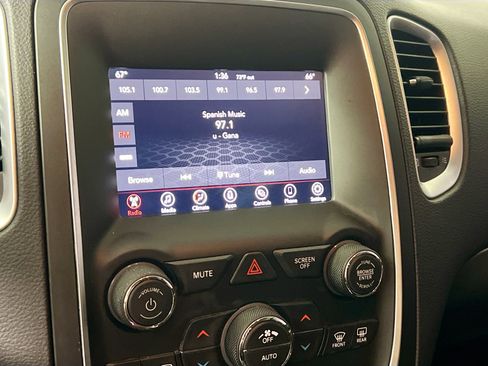 Used 2019 Dodge Durango SXT image 28