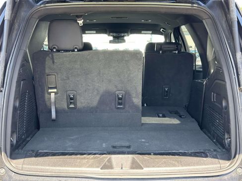 Used 2025 Chevrolet Tahoe LT AWD/4WD image 24