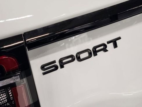 New 2026 Land Rover Discovery Sport Landmark AWD/4WD image 13
