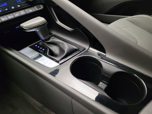 Used 2023 Hyundai Elantra SEL w/ Convenience Package FWD image 26