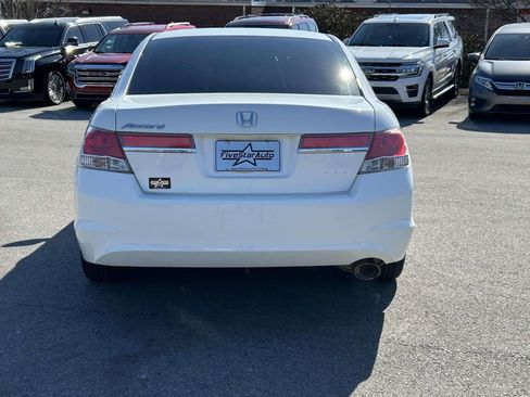 Used 2011 Honda Accord LX-P image 4