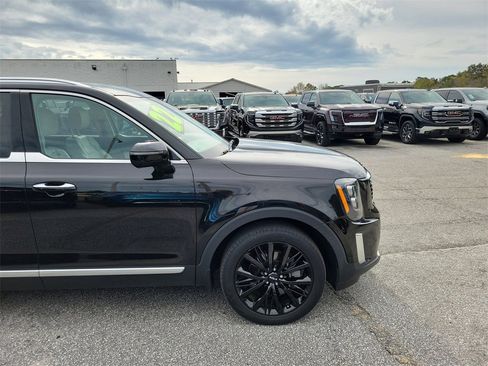 Used 2022 Kia Telluride SX w/ Towing Package image 16