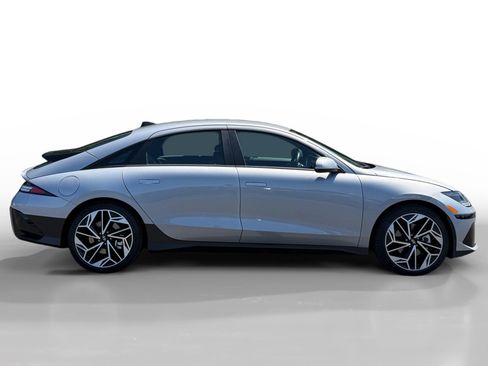 Used 2024 Hyundai Ioniq 6 Limited RWD image 6