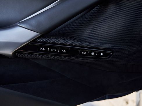 Used 2023 Ferrari SF90 Stradale image 30