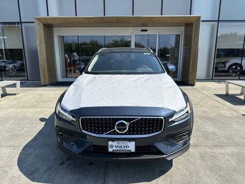 New 2026 Volvo V60 B5 Cross Country Plus w/ Protection Package Premier image 3