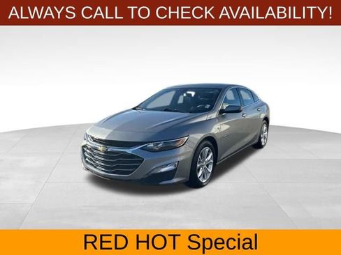 Used 2023 Chevrolet Malibu LT image 3