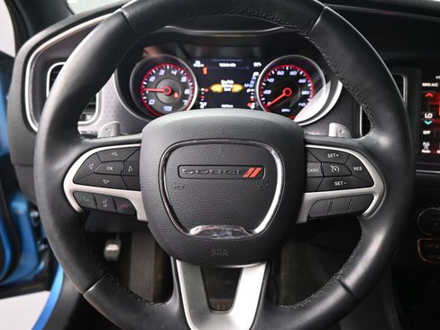 Used 2015 Dodge Charger SXT image 11
