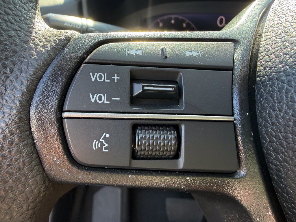 Used 2025 Honda Accord LX image 18
