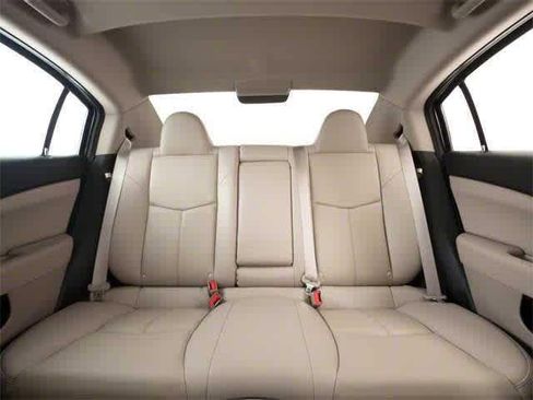 Used 2013 Chrysler 200 Touring w/ S Exterior Appearance Pkg image 10