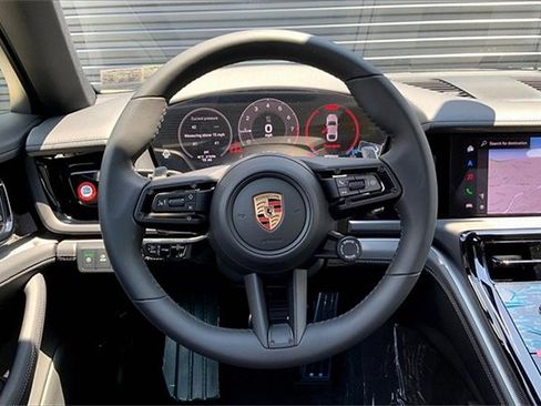 New 2025 Porsche Panamera 4 image 7